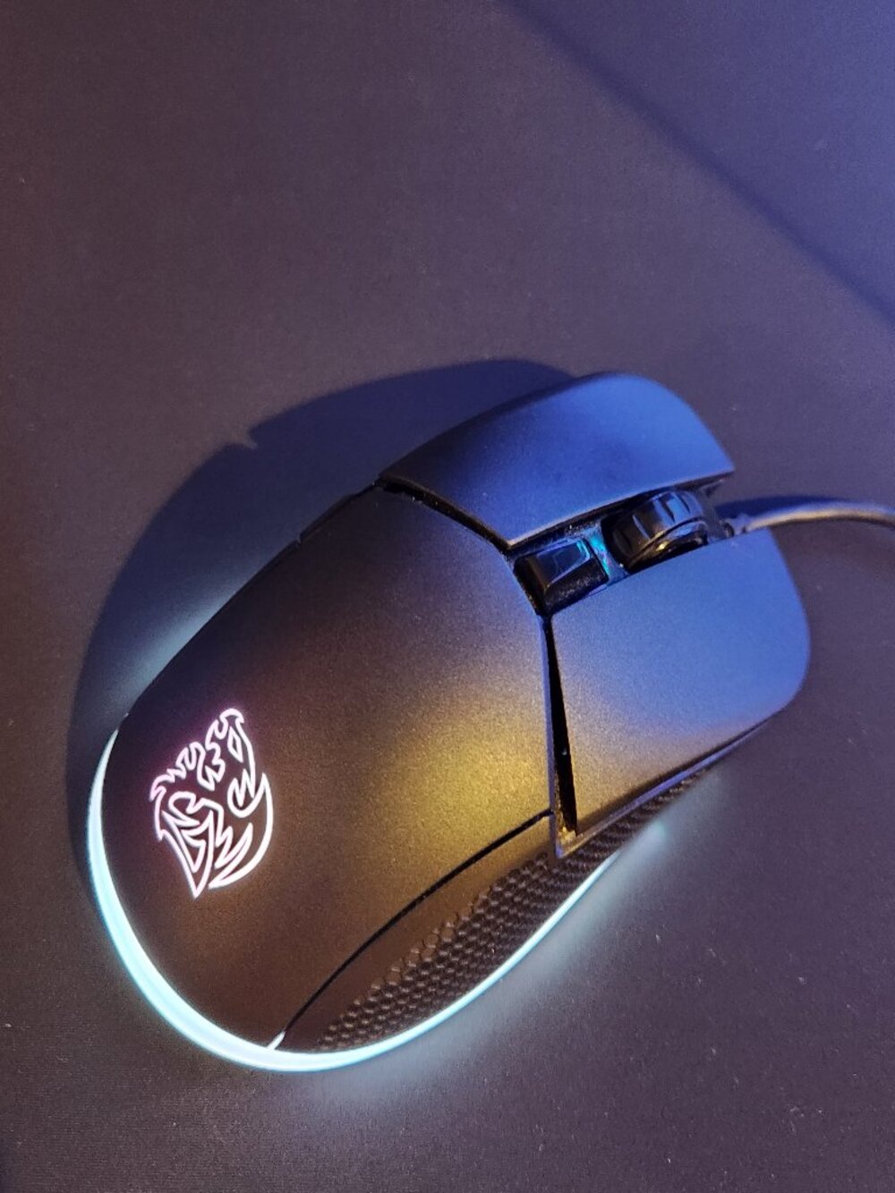 IRIS RGB Optical Gaming Mouse *NOT WORKING AS IS FOR PARTS ONLY*